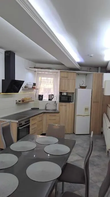 Central City Apartman Debrecen Apartment